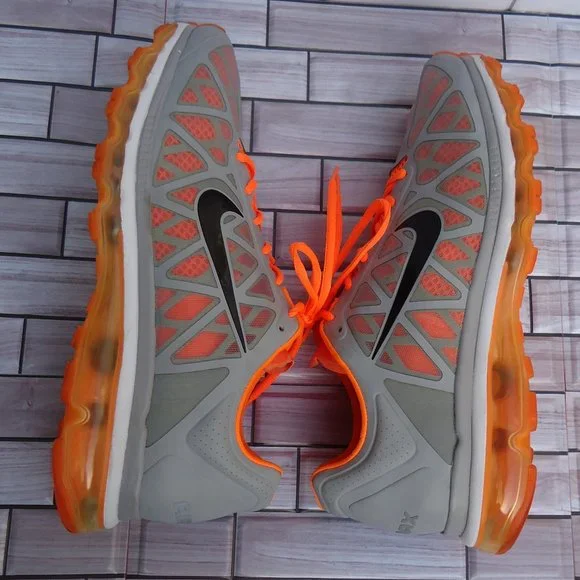 SIZE 14. NIKE AIR MAX 2011 RUNNING SNEAKERS
